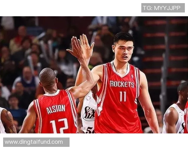 火箭姚明粉丝热情高涨共同见证篮球传奇与未来辉煌之路